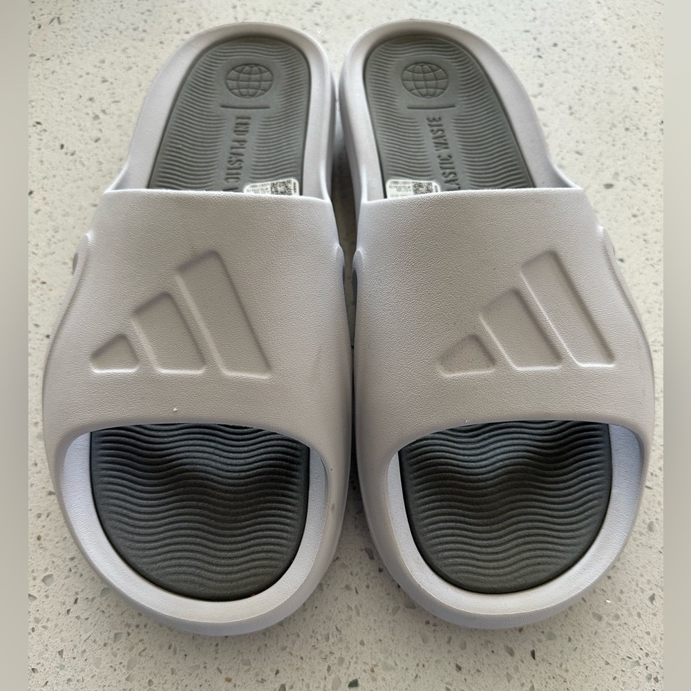adidas Adicane Slides in Dash grey - Picture 4 of 5